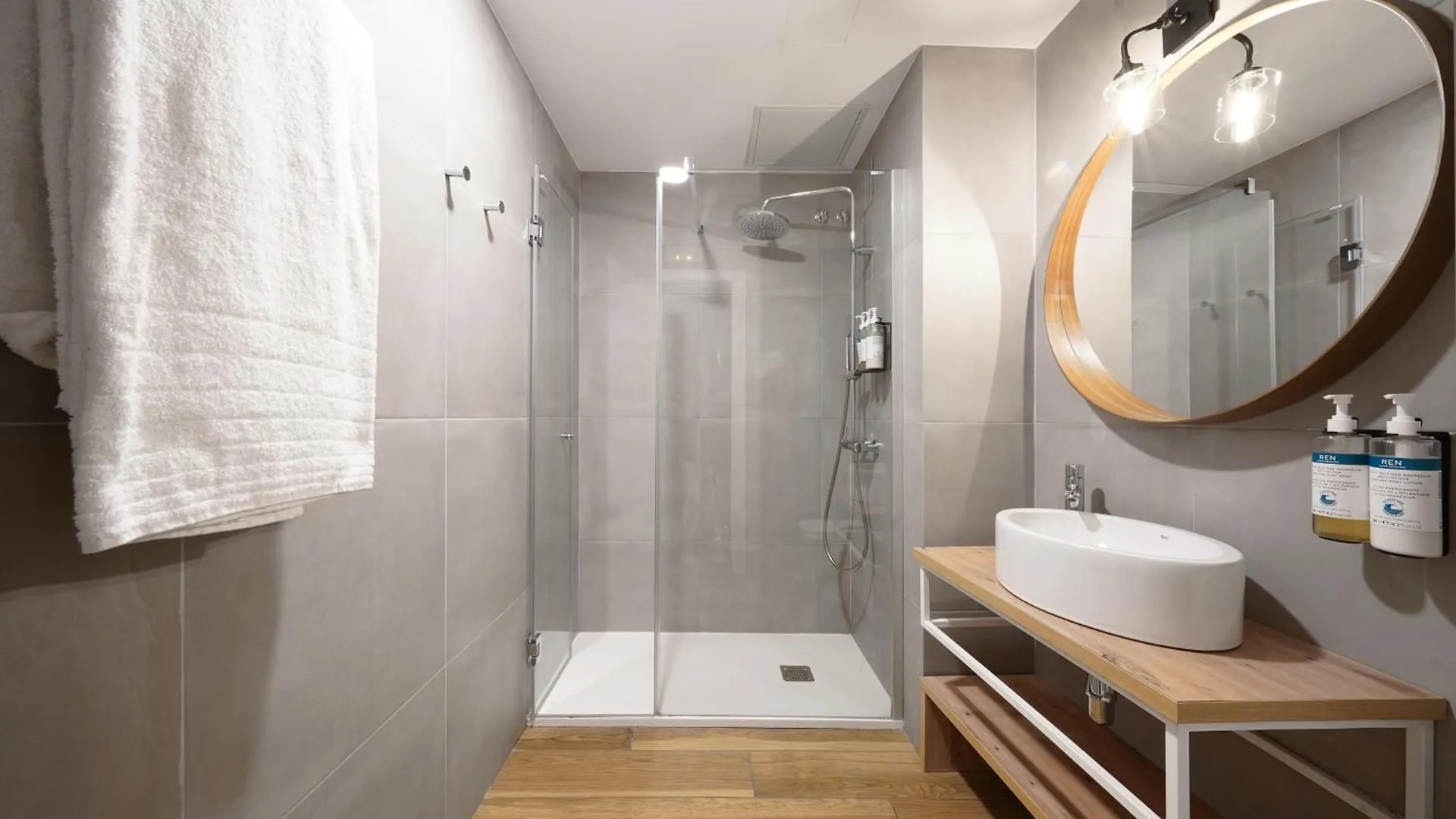 ****  Aparthotel Numa Barcelona Brio España